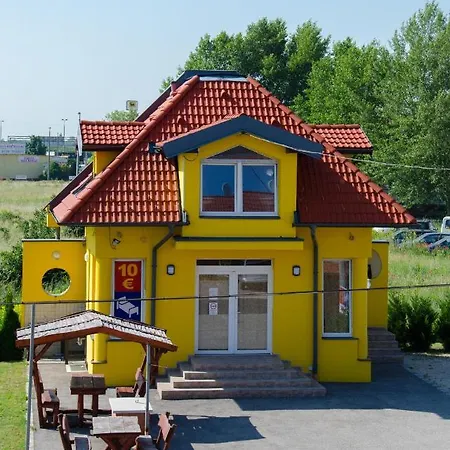 Rozsa Csarda & Apartment Hegyeshalom